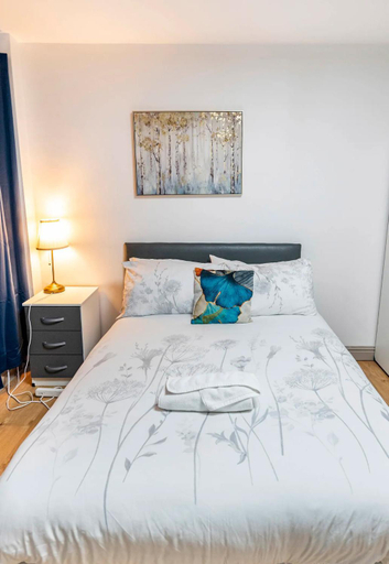 Others 4, Double Bed Room in Flat near Birmingham City Centre, Birmingham