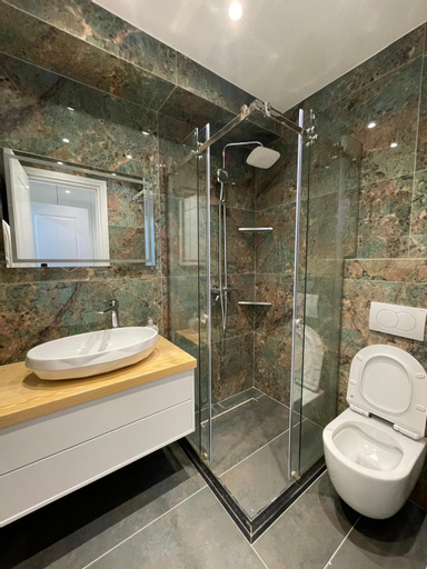 Bathroom 5