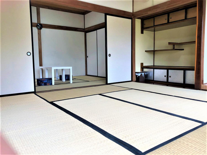 Bedroom 2, Guesthouse YadoyaDOYA, Miyada