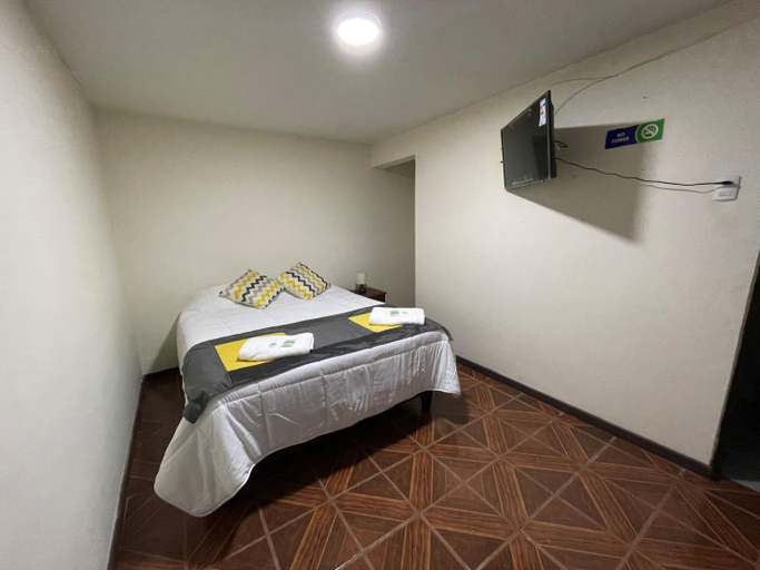 Others 4, Hostal CECIL +, Huasco