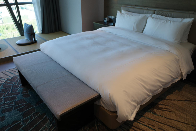 Bedroom 2, L+Snow Supreme Hotel, Shanghai