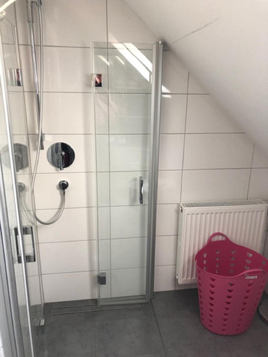 Bathroom 3, WeinMotel Simon 1 a, Aschaffenburg