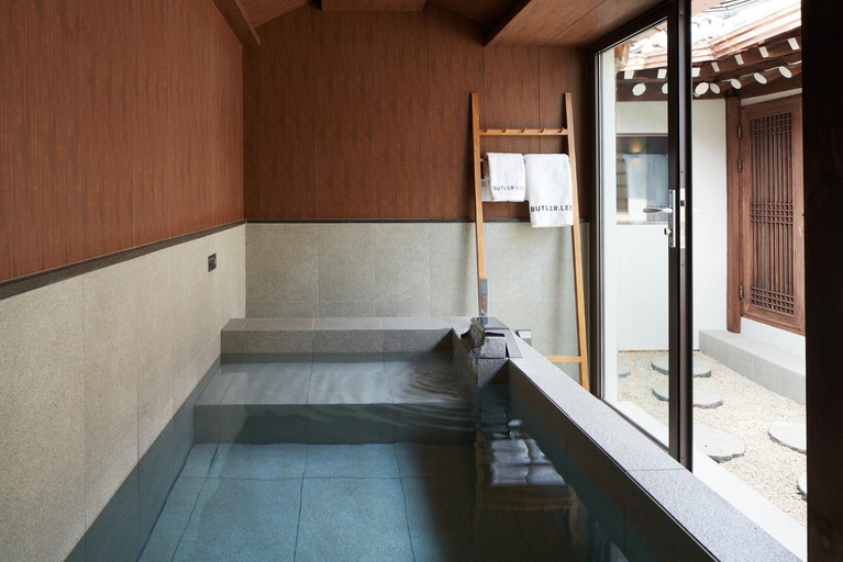 Others 2, Luxury Hanok Stay Elegance, Jongno