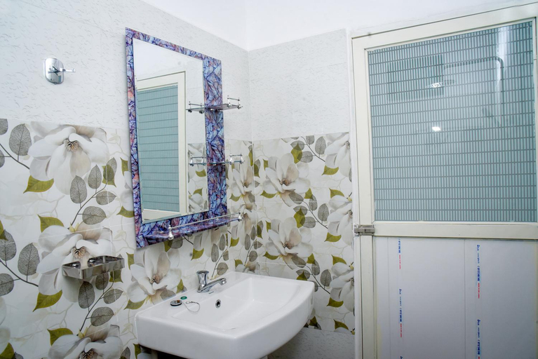 Bathroom 2, Ella RV Heaven World Hotel, Ella