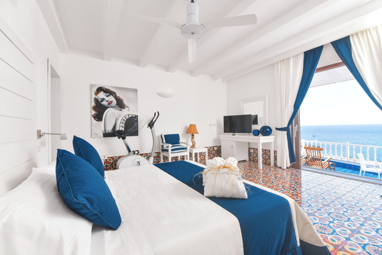 Bedroom 2, Hotel Casa Celestino, Napoli