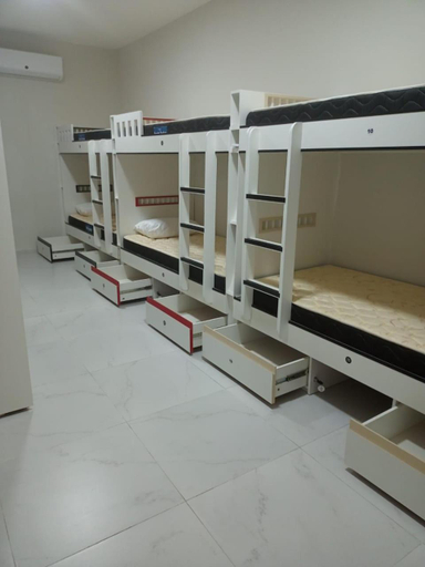 Bedroom 18