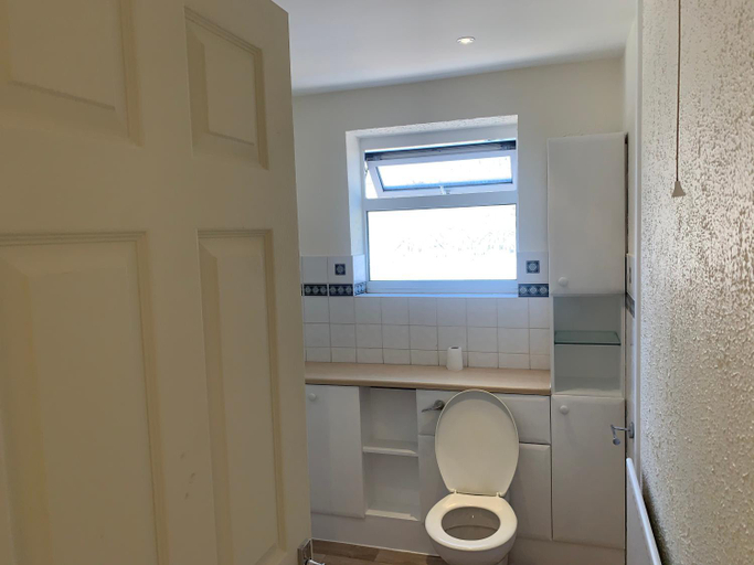 2, Elegant Devon, Luton