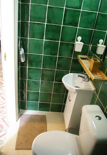 Bathroom 3, Garden House in Corfu, Ionian Islands