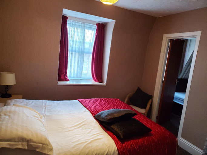 Others 4, the cumbrian hotel, Blackpool