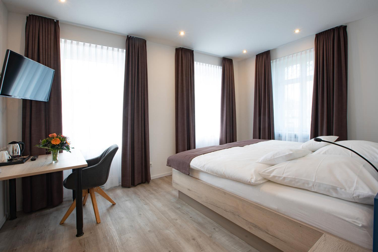 Bedroom 6