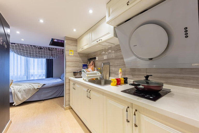 Others 4, loft Apartment with slide hammock with movie viewing, Hangzhou