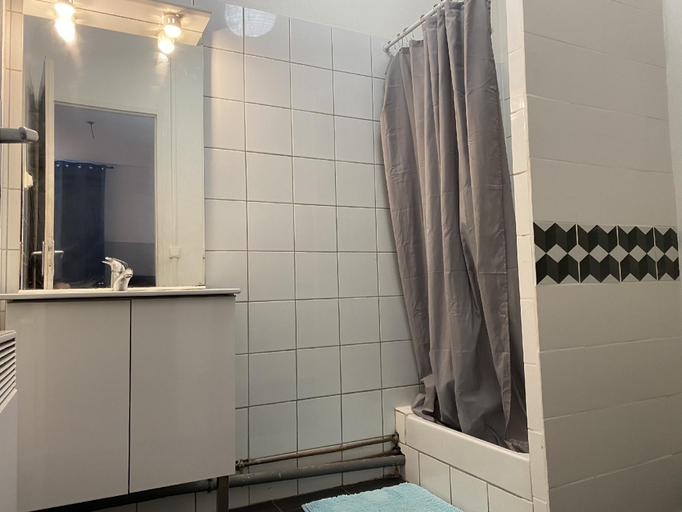 Bathroom 4, L’éphémère La Canebière (T3), Bouches-du-Rhône