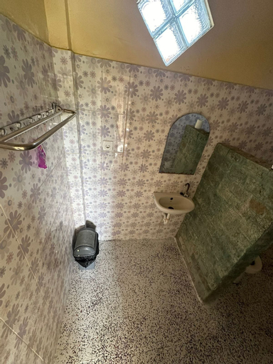 Bathroom 4