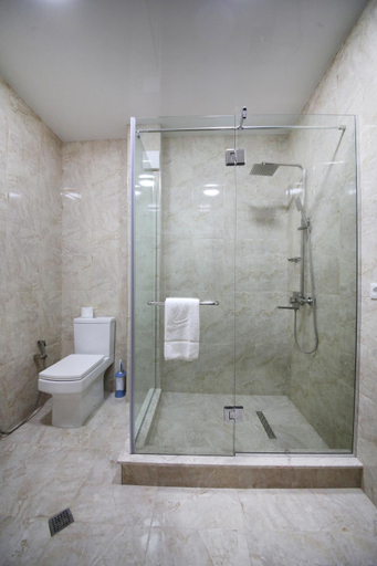 Bathroom 4, Hotel Panoramic, Kutaisi
