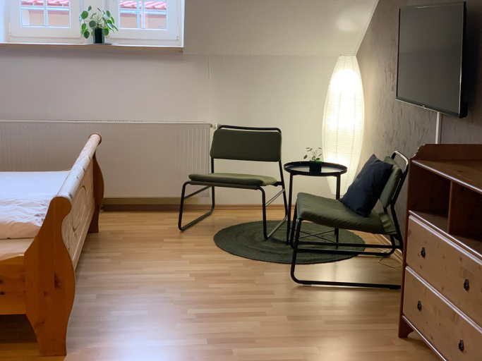 Others 5, das Eppelsheimer, Mainz-Bingen