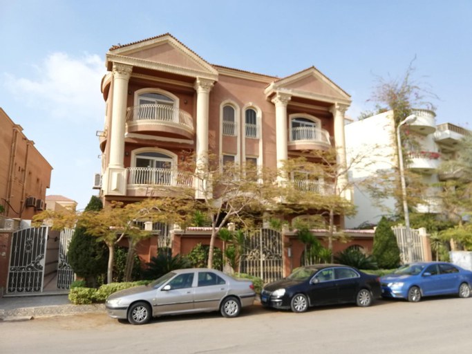 Hidden Gem with pool access in New cairo, New Cairo 1