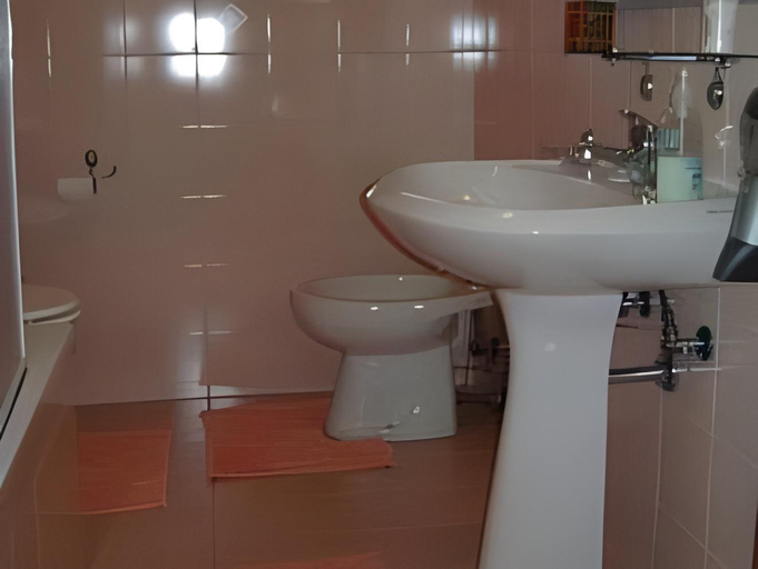 Bathroom 2, B&B La Villetta, Benevento