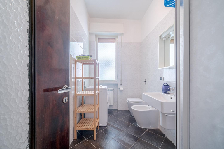 Bedroom 3, FAMILY House, Savona