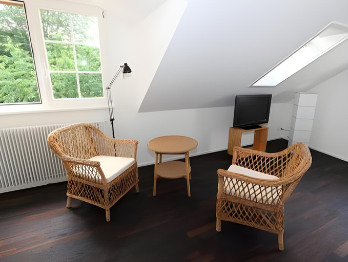 Others 5, EMMA Bett und Bistro, Winterthur