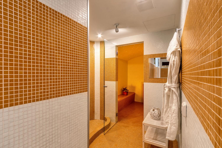 Bathroom 4, Villa Eva, Napoli