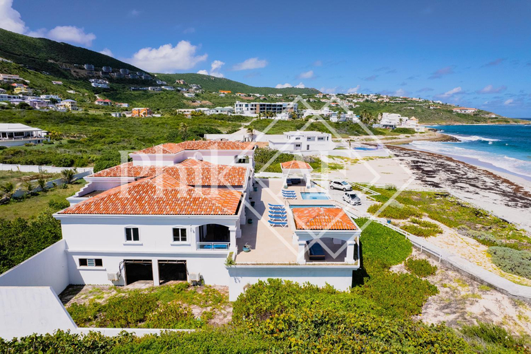 2, 10 bed-rooms luxury BEACH VILLA