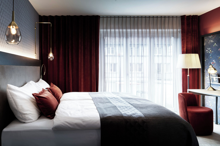Bedroom 24