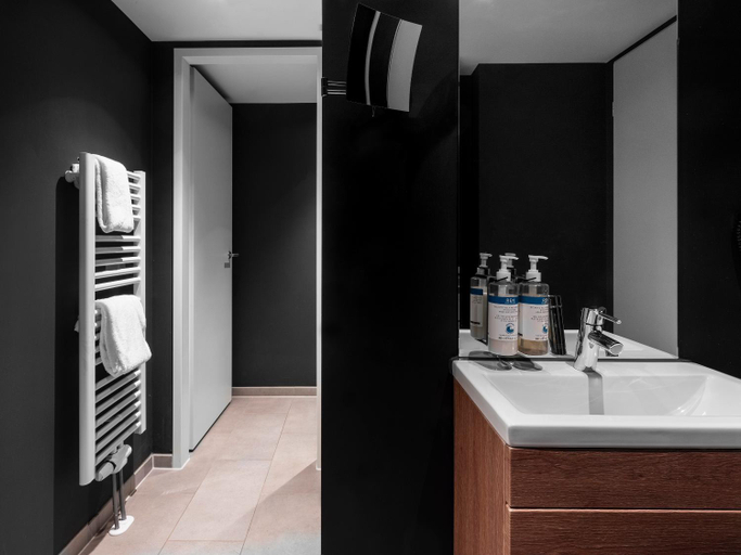 Bathroom 3, numa I Bloc Rooms & Apartments, Frankfurt am Main