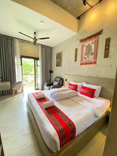 Bedroom 3, Inn De' Lopi & Cafe, Tana Toraja