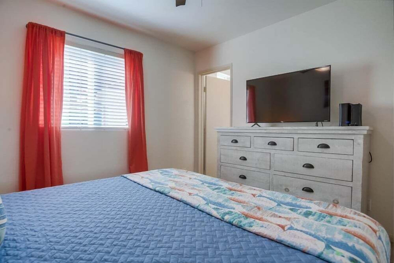 Bedroom 3, Manhattan Shores 5, San Diego