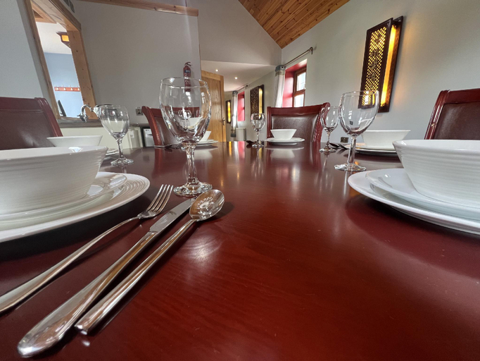 Others 3, Avocalodge, Lisburn and Castlereagh