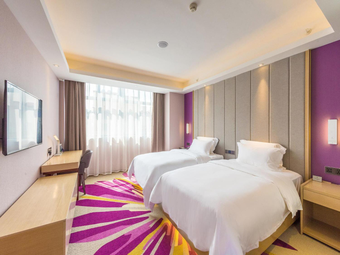 Bedroom 23