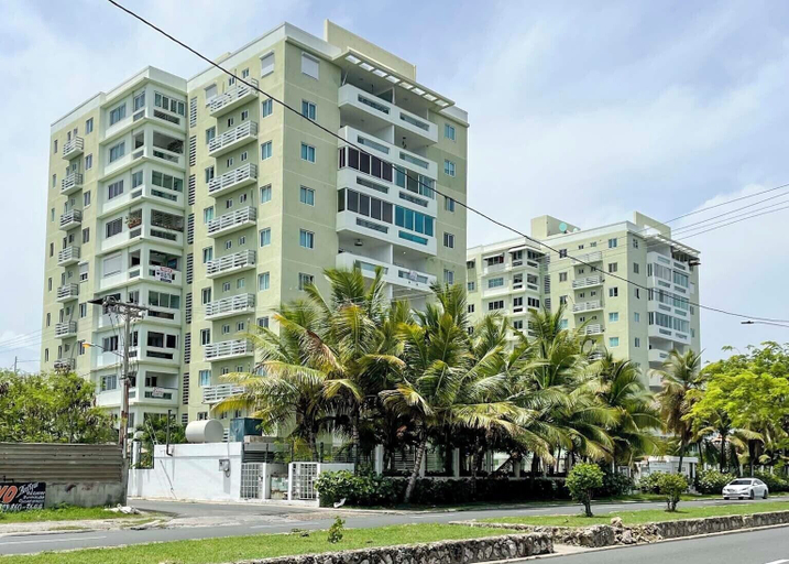 Exterior & Views 2, Oceanfront Condo in Ave. España Sleeps 8, Santo Domingo Este