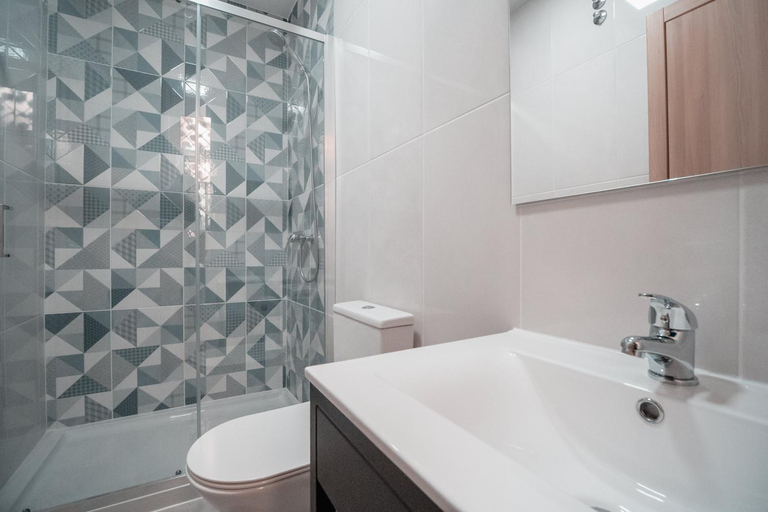 Bathroom 3, Harbour49 - AVEIRO FLATS & SUITES, Aveiro