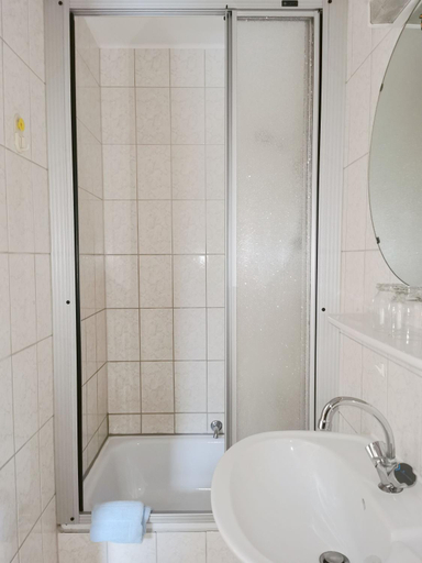 Others 4, Elisabeth Stube, Rhein-Kreis Neuss