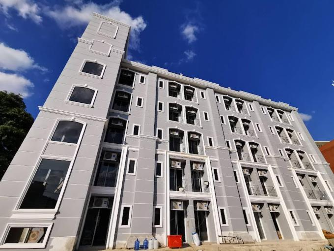 Exterior 14