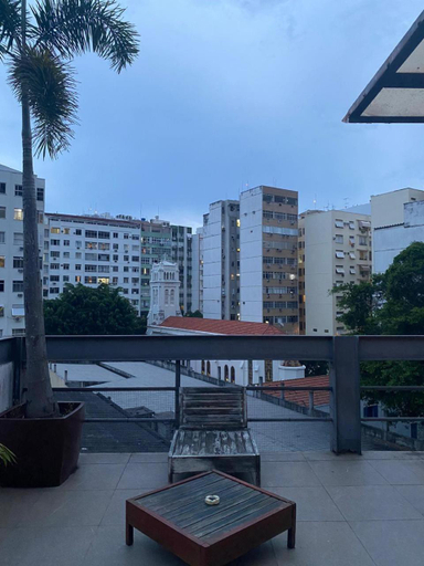 Others 4, Babeu suites independentes, Rio de Janeiro