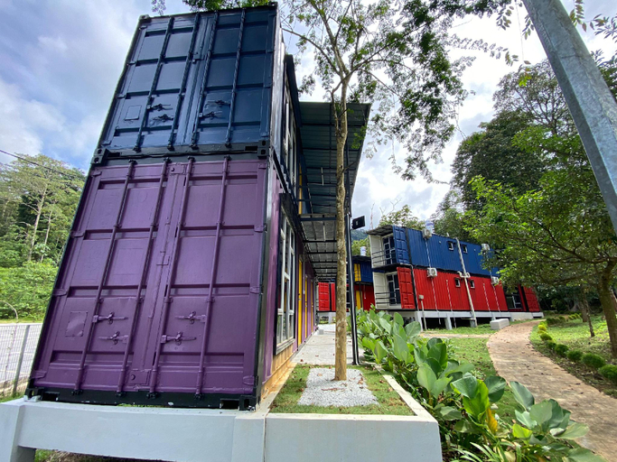 Public Area, Ujana Escape Tanjong Malim, Batang Padang