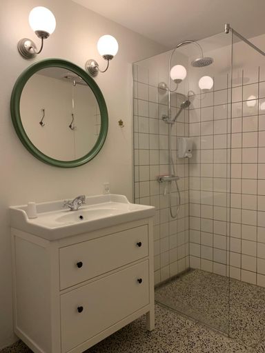 Bathroom, Hotel Egeskoven, Viborg