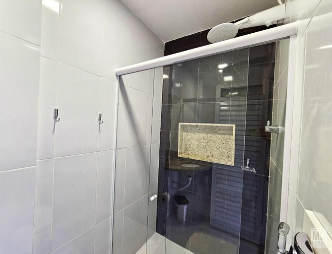 Bathroom 7