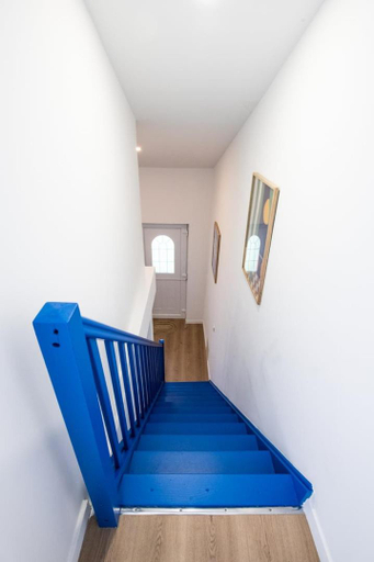 Others 5, Casa Azul - Belle maisonnette coloree - Garibaldi, Rhône