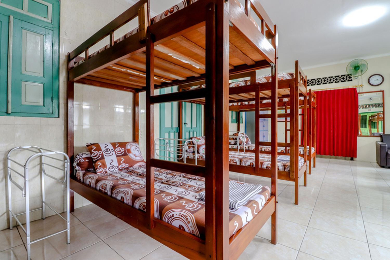 Bedroom 5