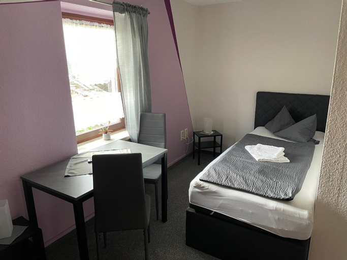 Bedroom 18