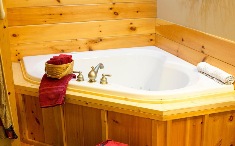 Bathroom 3, Blessing Lodge by Amish Country Lodging, Holmes