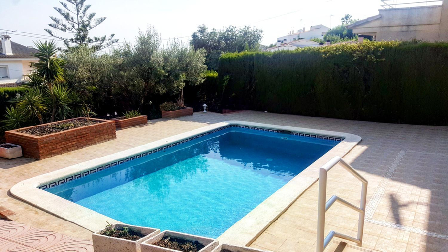Others 5, Villa Vista, Tarragona