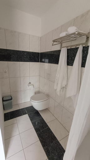 Bathroom 5