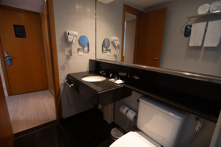 Bathroom 5, H2 Platinum, Belo Horizonte