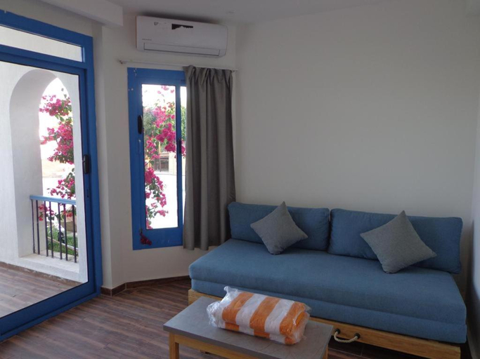 Others 4, La Casa Beach, Al-Ghurdaqah