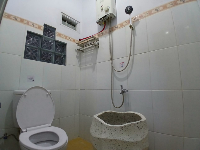 Bathroom 3