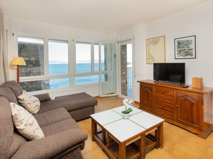 Others 5, Apartment El Cargol by Interhome, Girona