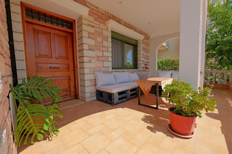Others 4, Apartments Villa Luxor, Sarandës